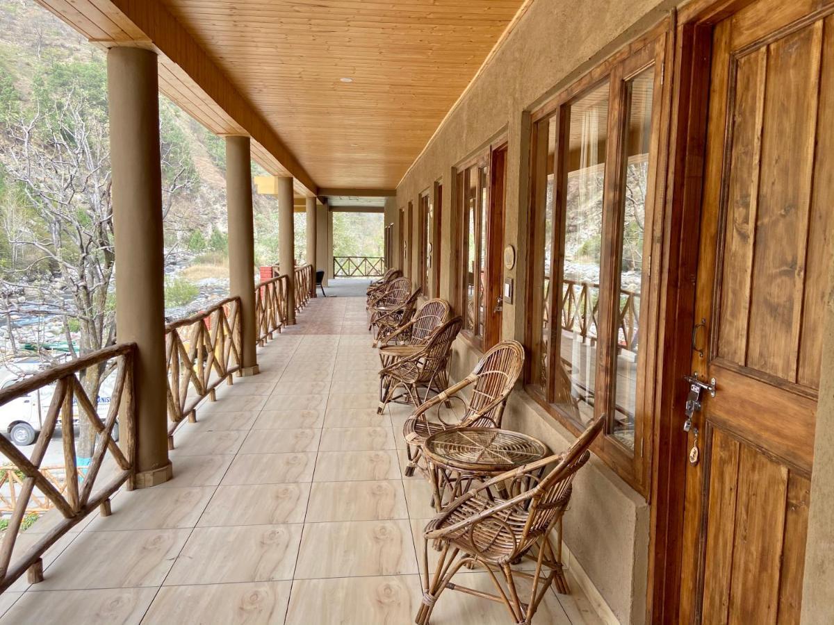 Shivadya Tirthan - Tirthan Valley Banjār 外观 照片
