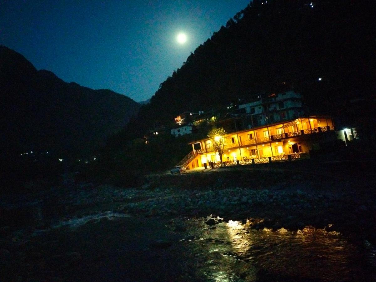 Shivadya Tirthan - Tirthan Valley Banjār 外观 照片